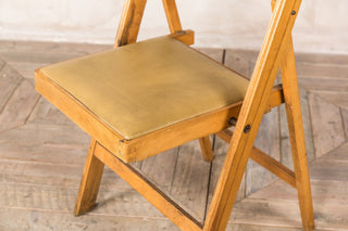 foldable wooden chairs