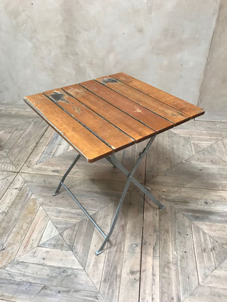 folding garden table