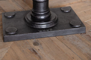 metal-base-vintage-table