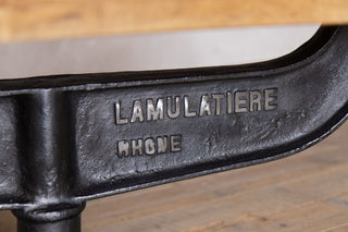 metal-base-detail