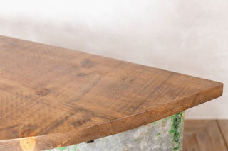 galvanised-curved-riveted-tank-base-table-top