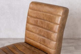 genesis-stool-tan-back-rest