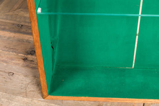 glass oak restaurant feature