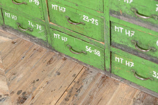 green-drawers