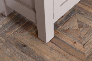 sideboard-leg-close-up