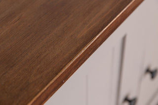 sideboard-top-detail