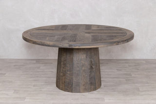 guildford-table-silverback