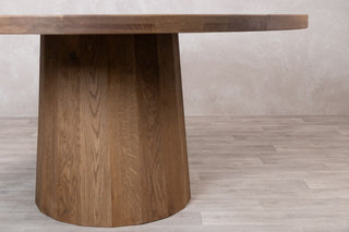 round-weathered-table-base