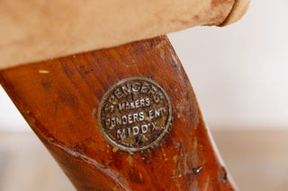 gym-buck-style-a-close-up