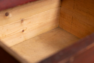 drawer-close-up