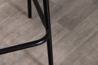 london-bar-stool-steel-grey-leg
