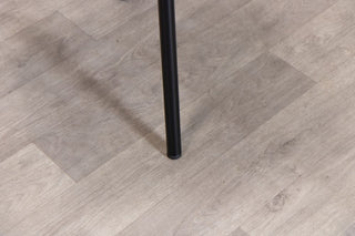 hammerwich-red-chair-leg