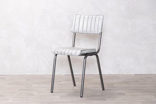 hammerwich-gunmetal-frame-white