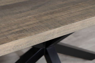 silverback-black-star-base