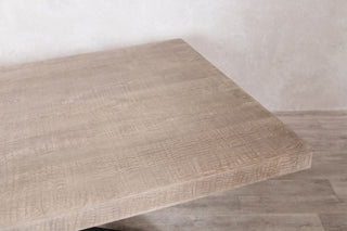 pebble-grey-black-star-base