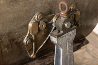 heavy-metal-search-light