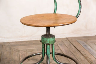 height adjustable chairs