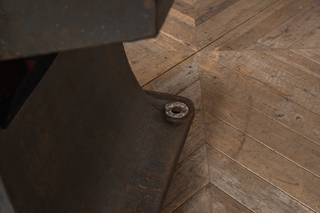 height adjustable industrial table