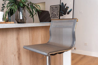 height adjustable stools