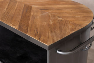 home-bar-front-of-house-counter-top