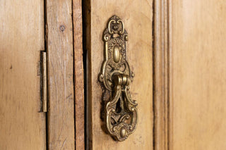 large-pine-antique-housekeepers-cupboard-handle