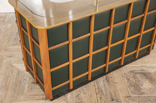 Retro Vintage Style Bar