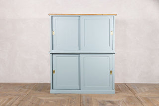 closed-cupboard-door-image