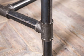 industrial style pipe leg table