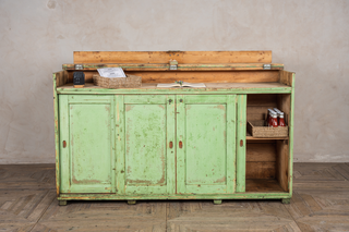 lift up top waiter station