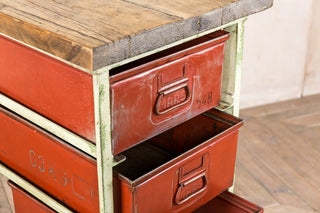 industrial waiter station