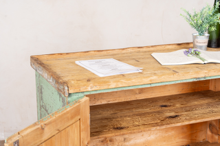 industrial waiter station