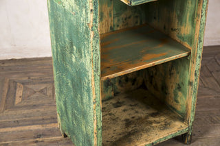 industrial waitress station