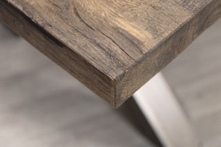 wooden-table-corner