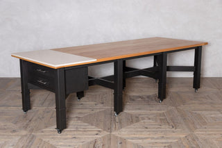 kitchen-island-table-on-castors