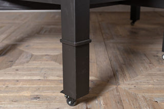 kitchen-island-table-on-castors-wheel