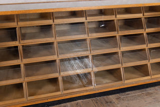 back-view-of-haberdashery