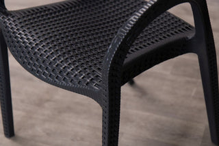 madrid-outdoor-dining-carver-chair-close-up