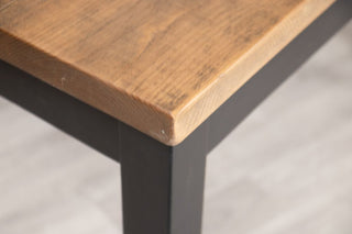 wooden-table-corner