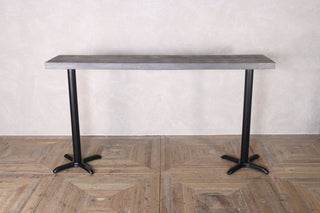 Memphis Poseur Table