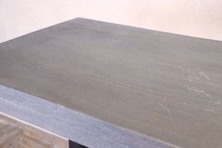 Memphis Poseur Table