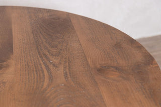 round-vintage-dining-table-close-up