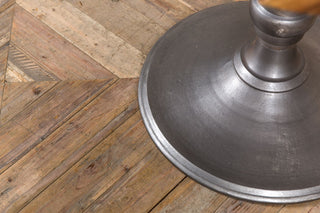 metal base table