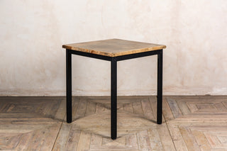 metal base table