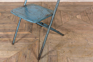 metal folding chairs