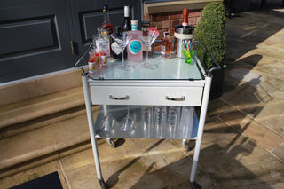 vintage-1950s-drinks-trolley-lifestyle