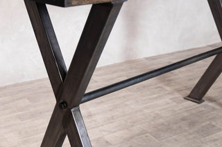 metal-top-poseur-height-table-close-up