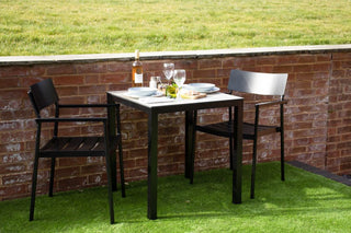 miami-outdoor-table-black-frame-white-top