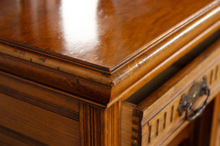 corner-of-sideboard