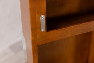 metal-detail-of-monaco-unit