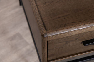 corner-of-coffee-table